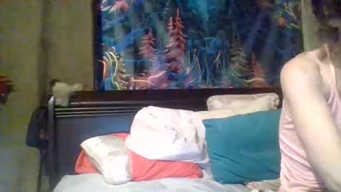 Snapshot of jbee319379 chatting on November 4, 12:43 am jbee319379 online show from November 4, 12:43 am