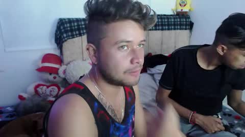 Snapshot of jblack_jwhite chatting on September 17, 2:57 am jblack_jwhite online show from September 17, 2:57 am