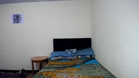 Snapshot of jboy_s chatting on December 17, 3:06 pm jboy_s online show from December 17, 3:06 pm