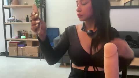 Snapshot of jbrow12 chatting on October 5, 7:01 pm jbrow12 online show from October 5, 7:01 pm