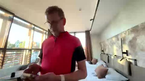 Snapshot of jcar57 chatting on September 12, 4:07 pm Jon online show from September 12, 4:07 pm