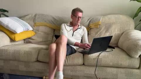 Snapshot of jcar57 chatting on September 27, 2:11 pm Jon online show from September 27, 2:11 pm