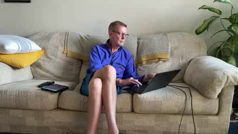 Snapshot of jcar57 chatting on October 12, 4:17 pm Jon online show from October 12, 4:17 pm