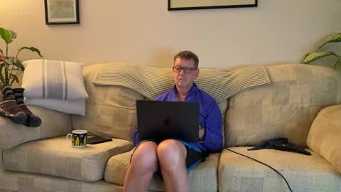 Snapshot of jcar57 chatting on February 7, 5:38 pm Jon online show from February 7, 5:38 pm