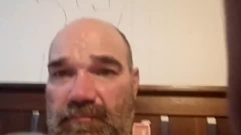 jchecka1975831725 online show from April 22, 7:37 pm