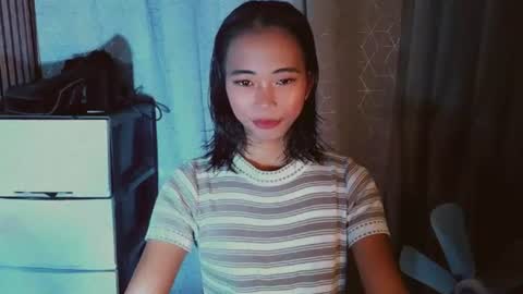 Snapshot of jclbabes chatting on June 28, 9:26 am vivian online show from June 28, 9:26 am
