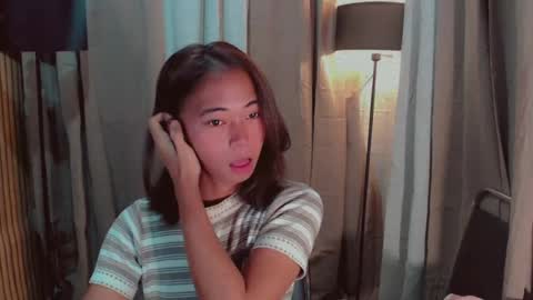 Snapshot of jclbabes chatting on July 19, 1:31 am vivian online show from July 19, 1:31 am