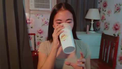 Snapshot of jclbabes chatting on August 5, 2:03 am vivian online show from August 5, 2:03 am