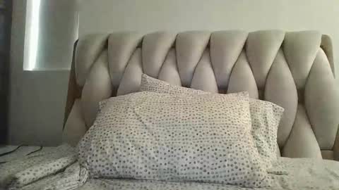 Snapshot of jdlh05 chatting on October 7, 4:59 pm jdlh05 online show from October 7, 4:59 pm