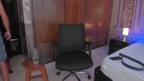 Alfer online show from February 21, 9:38 pm