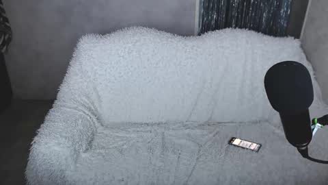 Snapshot of jealousangel chatting on November 10, 4:55 am Angel online show from November 10, 4:55 am