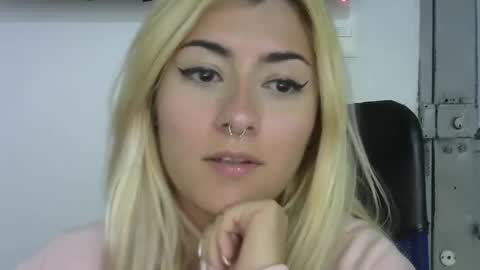 Snapshot of jean_monroe chatting on September 13, 9:47 pm Jean online show from September 13, 9:47 pm