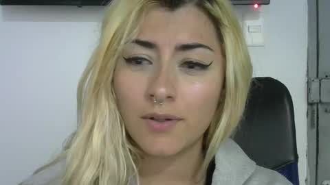 Snapshot of jean_monroe chatting on September 16, 10:11 pm Jean online show from September 16, 10:11 pm