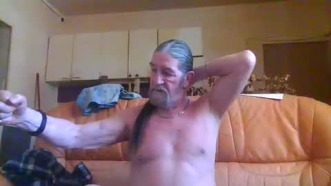 Snapshot of jeanclaude1959 chatting on July 21, 7:54 am jeanclaude1959 online show from July 21, 7:54 am