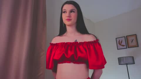 Lisa online show from April 3, 3:10 pm