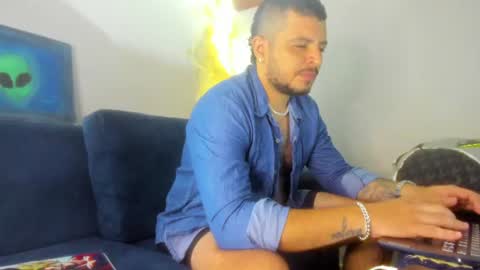 Snapshot of jeann_alex chatting on June 29, 2:29 am Jean alex online show from June 29, 2:29 am