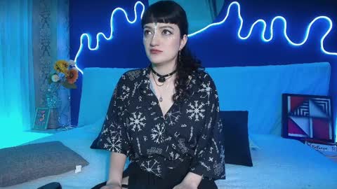 Jean online show from April 4, 7:33 pm