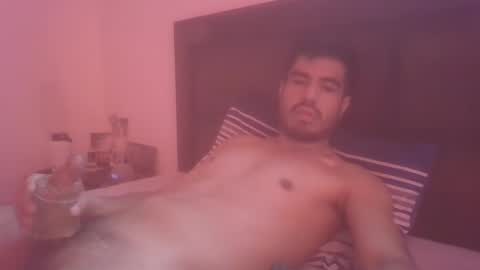 Snapshot of jeanslager chatting on January 12, 5:44 pm jeanslager online show from January 12, 5:44 pm