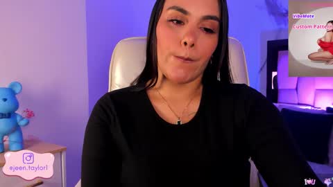 Jeen Taylor online show from February 13, 8:38 pm