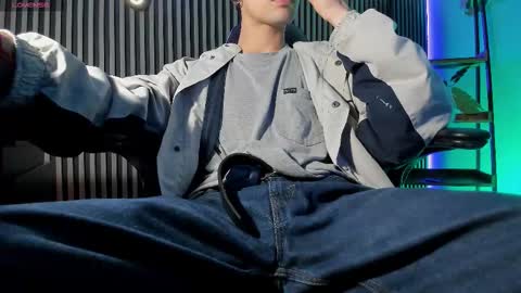 Jeff  online show from December 19, 12:01 pm