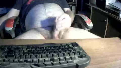 Snapshot of jeff_40962 chatting on October 30, 10:43 pm Jeffrey Sinclair online show from October 30, 10:43 pm