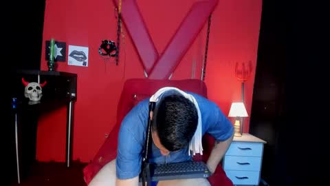 Snapshot of jeff_cooper chatting on December 4, 2:26 pm jeff_cooper online show from December 4, 2:26 pm