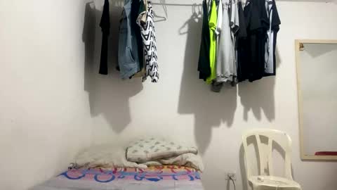 Snapshot of jeff_sexy754 chatting on October 30, 2:02 am jeff_sexy754 online show from October 30, 2:02 am