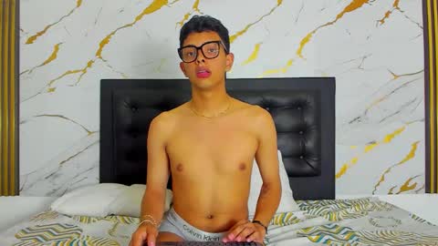 JEFF WALKER online show from November 30, 7:07 pm