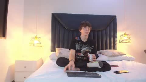 JeffBellfort online show from July 3, 8:59 pm