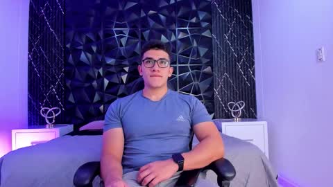 Snapshot of jeffdaltton chatting on November 12, 8:19 pm Jeff online show from November 12, 8:19 pm