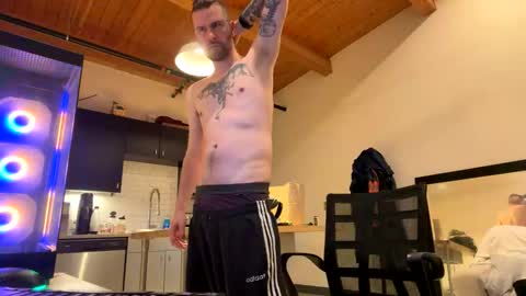 Snapshot of jeffnelson087 chatting on June 4, 9:43 pm jeffnelson087 online show from June 4, 9:43 pm