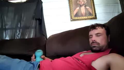 Snapshot of jefrojethro chatting on April 26, 7:33 pm jefrojethro online show from April 26, 7:33 pm