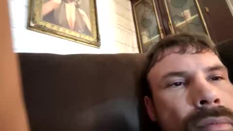 Snapshot of jefrojethro chatting on May 3, 8:26 pm jefrojethro online show from May 3, 8:26 pm