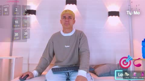 Snapshot of jeic_18 chatting on September 29, 11:48 am jeic 18 online show from September 29, 11:48 am