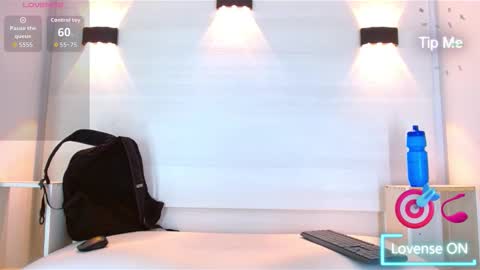 Snapshot of jeic_18 chatting on October 3, 11:40 am jeic 18 online show from October 3, 11:40 am