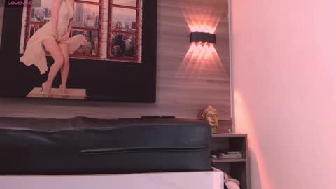 Snapshot of jeic_18 chatting on November 3, 12:28 pm jeic 18 online show from November 3, 12:28 pm