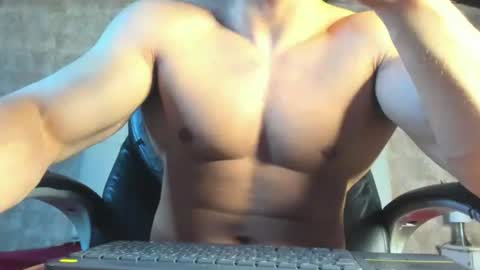 Snapshot of jeicob_gagnon chatting on June 28, 2:34 pm jeicob gagnon online show from June 28, 2:34 pm