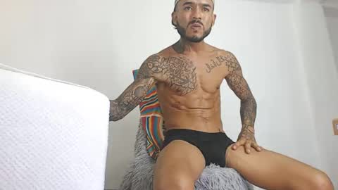 Snapshot of jeilertthh chatting on December 3, 3:09 am jeilertthh online show from December 3, 3:09 am