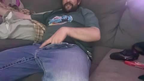 Snapshot of jellyfishfun chatting on January 20, 8:19 am Guy Jones online show from January 20, 8:19 am