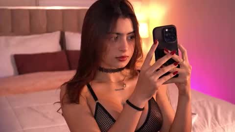Snapshot of jem_rosset chatting on March 15, 1:44 am Jem online show from March 15, 1:44 am