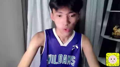 Snapshot of jemart_urnaughtboy chatting on March 1, 11:12 am jemart_urnaughtboy online show from March 1, 11:12 am