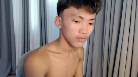 Snapshot of jemart_urnaughtboy chatting on April 23, 7:09 am jemart_urnaughtboy online show from April 23, 7:09 am