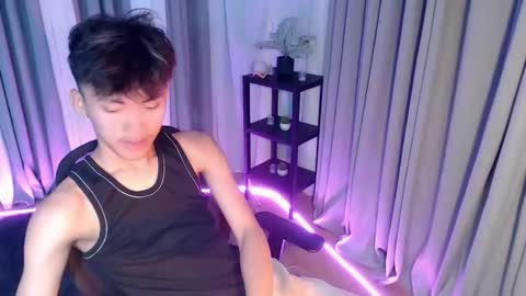 Snapshot of jemart_urnaughtboy chatting on May 28, 8:33 am jemart_urnaughtboy online show from May 28, 8:33 am