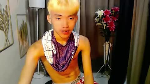 Snapshot of jemart_urnaughtboy chatting on June 4, 2:34 pm jemart_urnaughtboy online show from June 4, 2:34 pm