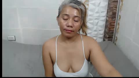 Snapshot of jemm36 chatting on May 1, 9:52 pm Jem online show from May 1, 9:52 pm