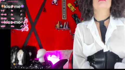 Snapshot of jena_rosse chatting on June 25, 10:31 am jena_rosse online show from June 25, 10:31 am