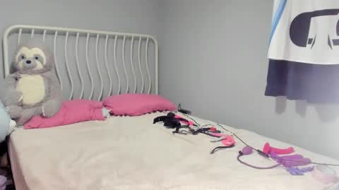 JenbyDoll online show from February 3, 5:56 pm