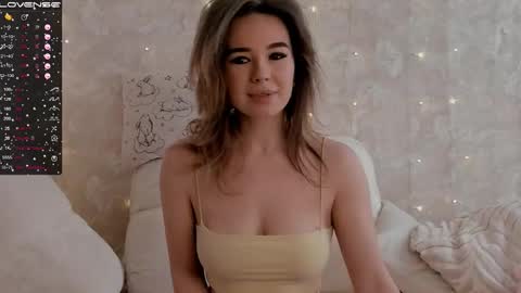 Snapshot of jeniferji chatting on March 15, 11:16 am EvaSileZ online show from March 15, 11:16 am