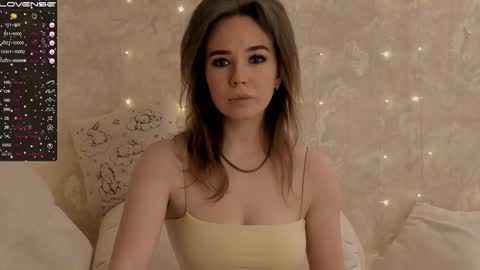 Snapshot of jeniferji chatting on March 23, 1:26 pm EvaSileZ online show from March 23, 1:26 pm