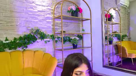 Snapshot of jeniferrosee chatting on June 14, 7:38 pm Jenifer online show from June 14, 7:38 pm